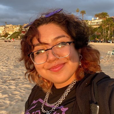 whoresomegay's profile picture. 20 | she/her | that’s kinda gay ngl