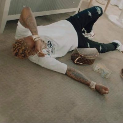 RxchRxyce's profile picture. |21|•|#BullsNation 🏆x6 |•|#Patriots 🏆x6| #BleedGreen ☘️🏆x17|•|#NbaTwitter|•|IFB|