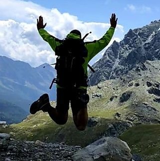 Vanza70's profile picture. 