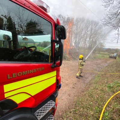 The Twitter account for Leominster Fire Station, a retained 2 pump + Water Carrier fire station serving North Herefordshire.