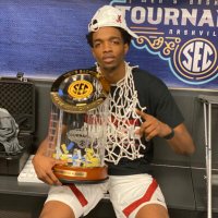 Herbert Jones (@_hoopinglife) 's Twitter Profile