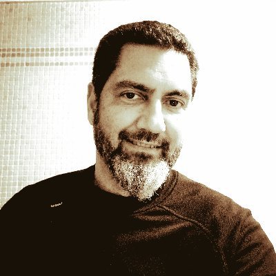 Escribiendo a ratos: no estamos hechos de átomos, sino de historias. Alter ego. He imaginado cosas que nunca creeríais.