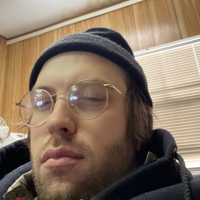 Mapleleaf432's profile picture. battle rap nerd