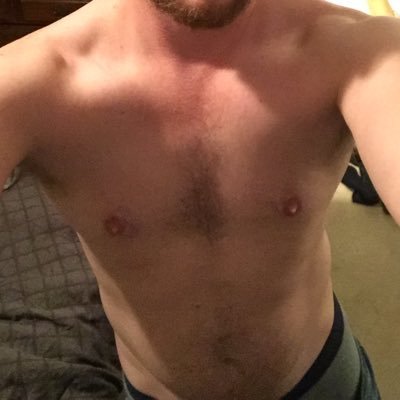 Atlanta, Georgia guy here Discreet blonde Top thick mushroom head here for some fun! into older men typically