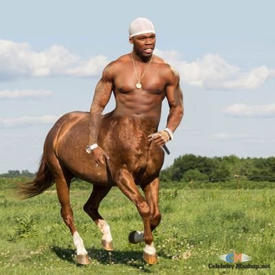 TravisxScatt's profile picture. they turned the pentagon into a Taco Bell©