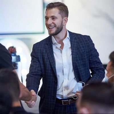 EugeneS11217721's profile picture. I'm a forex trader and an account manager i help people manage their trading account with my auxiliary trading system