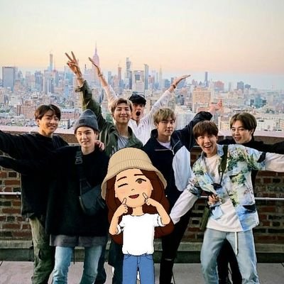 MonicaReyesHdz's profile picture. 