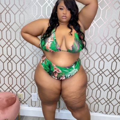 PRETTYGIRLINC's profile picture. plus size model