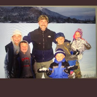 Believer in Jesus Christ/ Married to Becky 29 years/ Father of Sam,Nate,Max,Titus &Sofia. OC/QB coach~Head baseball coach Fruitland High School!