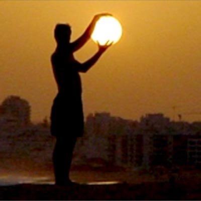 MO1784's profile picture. Film music fanatic and lover of all things foooood...