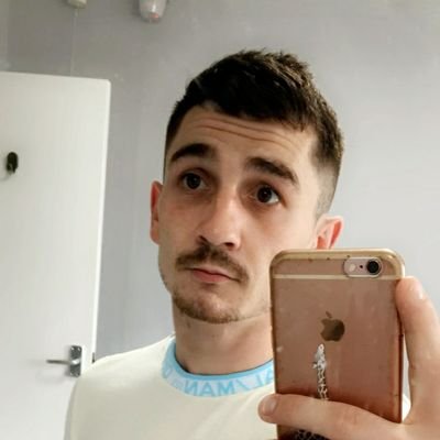 davidedington94's profile picture. 30 notts - #ImOnTopOfTheWorld