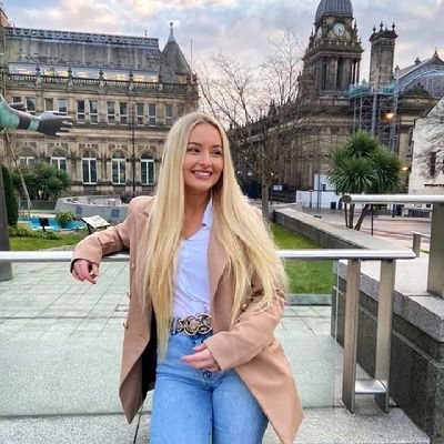 Cinderella2731's profile picture. girl night