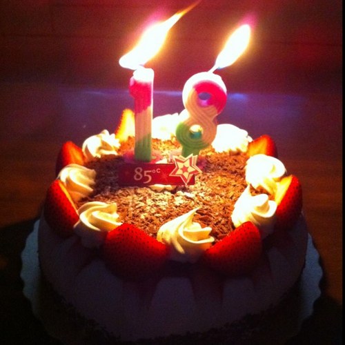 linyaya's profile picture. 