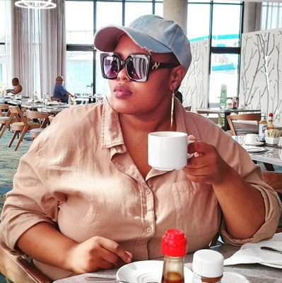 AlizwaBooi's profile picture. I see both sides like chanel.