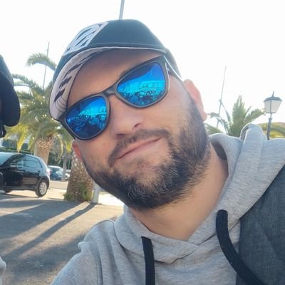 faelmorenito's profile picture. Que te hace especial? no lo pienses y diviértete