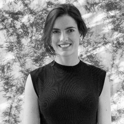 MacarenaRivaP's profile picture. Co-founder @raw_apothecary 🧴 natural & simple skincare.
Forbes 30 promesas 🥇
@500Startups Batch 9
Intensa en todo 🏃‍♀️