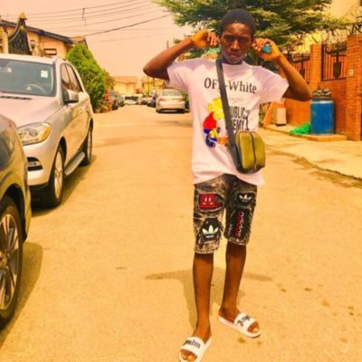 BWice007's profile picture. Am a young guy searching... for riches🏠🏢🏘 just a 🚗 and some 💰 am gentle🏖🗽🗻🏕🗽🏕🗽🏕