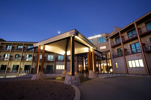 Follow us and keep up to date with the latest Novotel Forest Resort Creswick news, special offers and promotions.