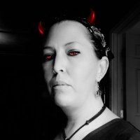 It's DOMINA, bitch (@dominaofthedead) 's Twitter Profile