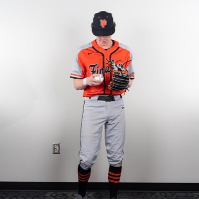 Findlay⚾️ ‘23 #FearTheKiwi🥝       Barstool Athlete