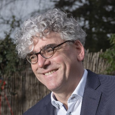 Dr. Jan H. van de Beek studeerde wiskunde en informatica (UU) en antropologie (UvA) en promoveerde op onderzoek naar migratie-economie (UvA). https://t.co/NF6iH57Y4F