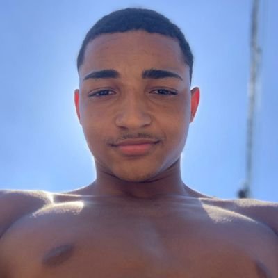 zero__meia's profile picture. chefe do crime perfeito💸