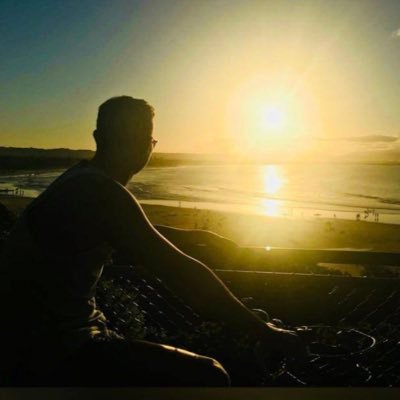 chrisib2000's profile picture. 