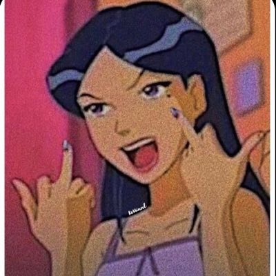 yelowssunflower's profile picture. 