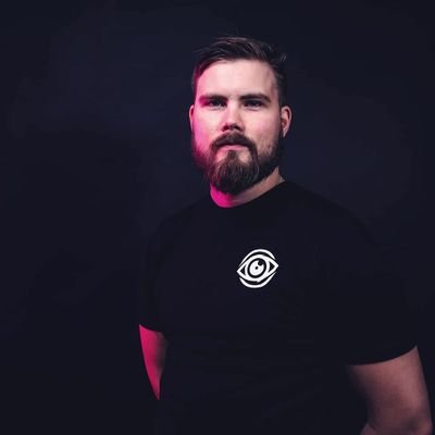 Niketzi | Striimaaja
🎙️Twitch Affiliate
Suomalainen isä joka striimaa🖱️
Streamer for @enhanced_gg