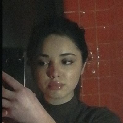 clarissemende17's profile picture. ig:clariisse.mendes