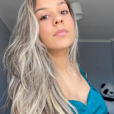 EmyyyVZ's profile picture. ✨Insta: emilly_victoria_z