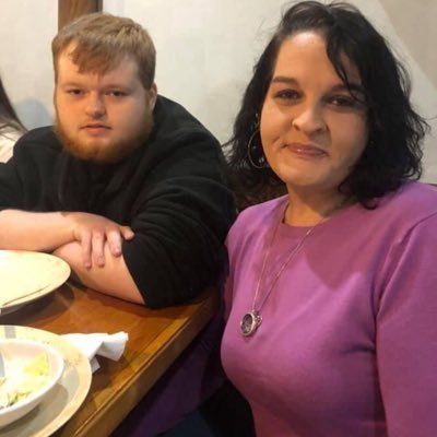 aprilgreeneyes's profile picture. 