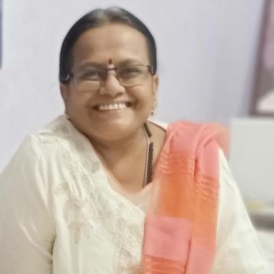 ManiWrites5's profile picture. 