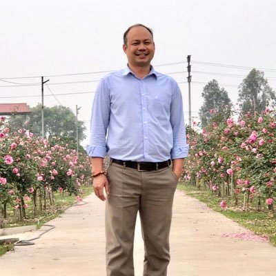 hãy làm những gì bạn đam mê, chỉ đam mê mới đem lại thành quả .