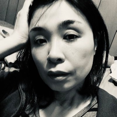 東京で活動しているプロの女性カメラマンです。ポートレート写真と建築写真が得意です。フィルム時代から写真をやっているフォトショップ職人。写真編集でお悩みの方はご相談ください。2020年から動画もはじめました。作品撮りの被写体をゆるく募集してます。使用機材はsony α7ⅣとFUJIFILM X-T3