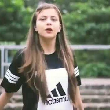 CarrolInggrid's profile picture. 