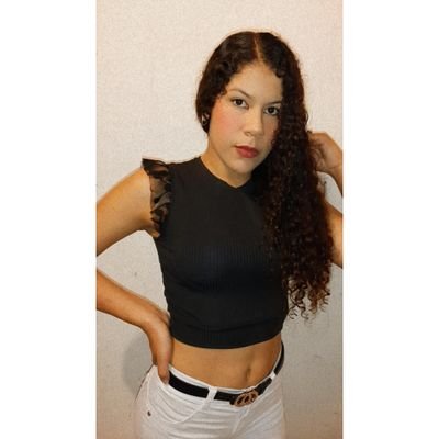 Soy una persona sencilla, cualquier cosa que hagas por mi me va a encantar.