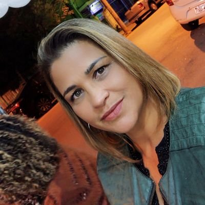 PaulaGo83327389's profile picture. Que a gente saiba florir onde a vida nos plantar."