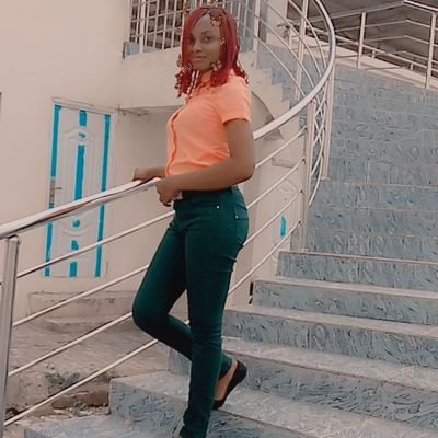 Soniachynoble's profile picture. Biologist; aspiring to get in-depth knowledge of life on Earth🧬🔬
Tech enthusiast, 
Humanitarian, 
Writes for fun🖋️☺️