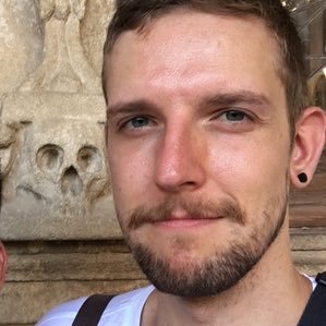 He/Him 🇧🇪 I stream video games + art! ✉️ deemerstreams@gmail.com
