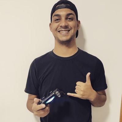 Lecamargox's profile picture. 🎮 Só mais 5 minutinhos....