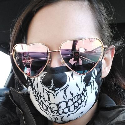 Laneperson13's profile picture. I was a strange child, but now i have friends that make me look normal.
I AM THAT IS
🇨🇦 Late 20s Bi/Queer 🏳️‍🌈 she/her

#BLM 🚫No TERFs🚫