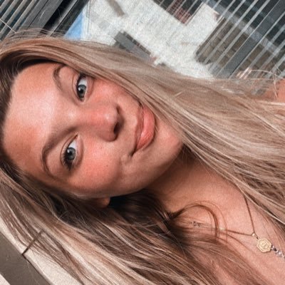 baileyjjean's profile picture. awkward & hilarious// txst