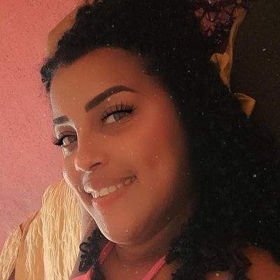 Quem é cuidadoso no que fala, evita muito sofrimento.