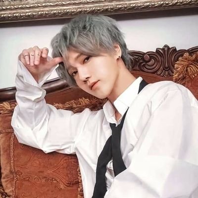 HI :) , PLEASE FOLOW ME ,GOOD BLESS YOU, THANK YOU/감사합니다 XD😃