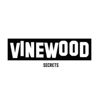 VinewoodSecrets's profile picture. giving you all the celeb secrets from our trusted team & inside info 🖤