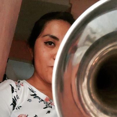 Trumpet Girl 🎺🧖🏽‍♀️
México 🇲🇽
FaM UNAM 💯🤓
💜🎼🎶🎺✨📸✈️🌌🌬️🌻🦉♓