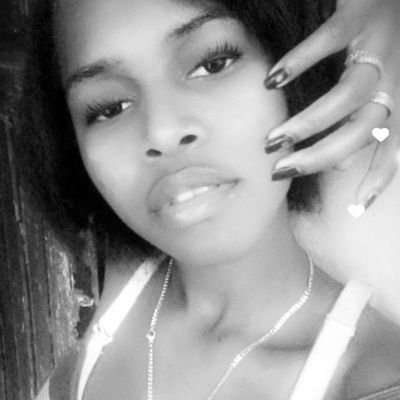 Mara85950319's profile picture. 