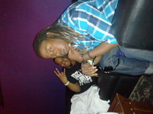 Just a guy dat is laid back and chill'd fun 2 B around but not your average male.....Get 2 know me B 4 U judge me.....