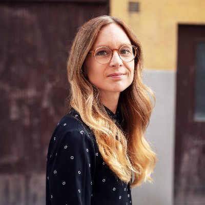 Utredningsansvarig på @facketDIK. I styrelsen för @sthlm_femfilm - Stockholms feministiska filmfestival 🎬🍿